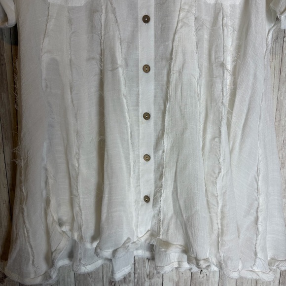 Umgee White Boho Semi Sheer Rayon Frayed-Edge Button Up Tunic Blouse Large - Picture 3 of 6
